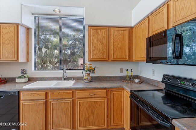 Building Photo - 3177 Flowering Cactus Ct