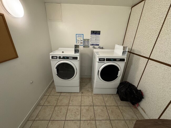 Building Photo - 7255 E Quincy Ave