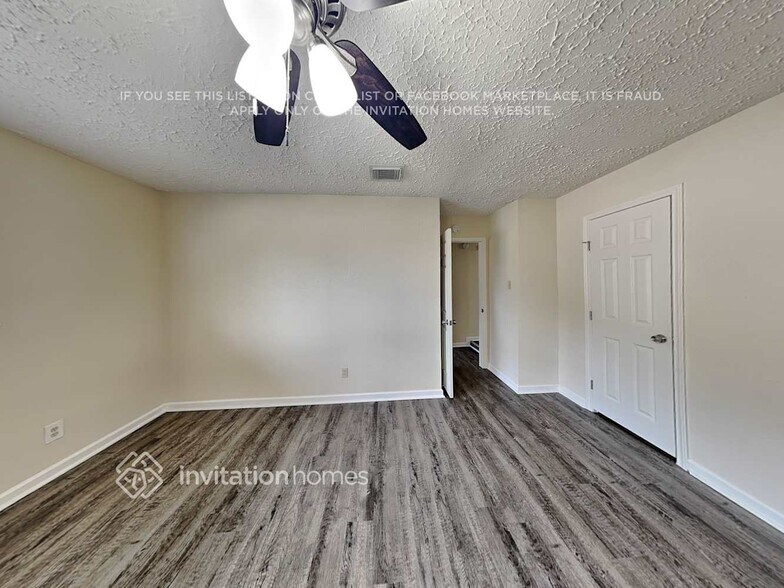 Building Photo - 3209 Wavecrest St