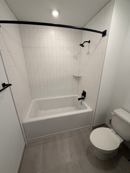 Building Photo - 41 NW 31st St