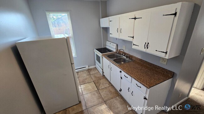 Building Photo - 1547 Dixmont Ave