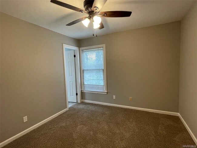 Building Photo - 8342 Longneedle Dr