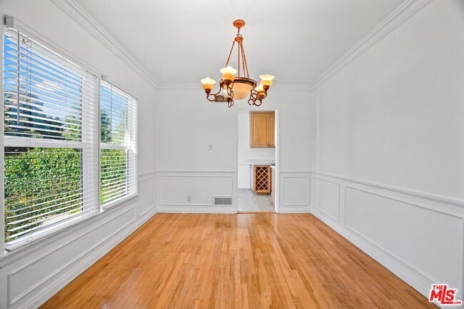 Building Photo - 1918 Prosser Ave