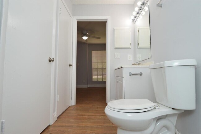Building Photo - 8722 Mallard Reserve Dr