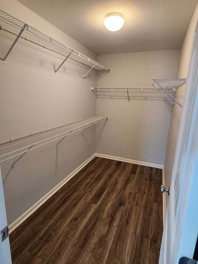 Building Photo - 1237 Peacock Trail