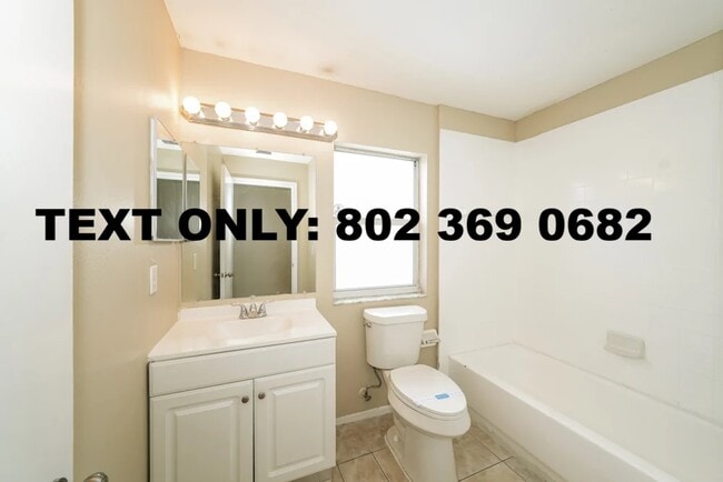 Building Photo - 1114 Blufield Ave