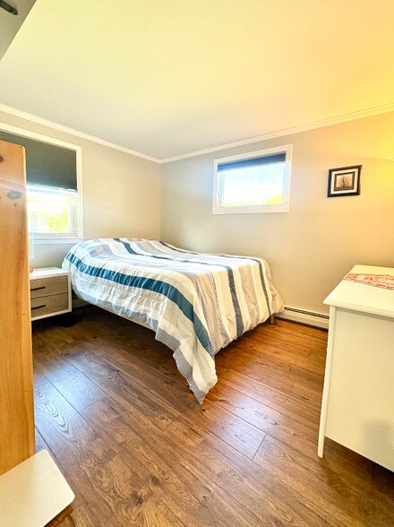 Building Photo - 64 Kelwyn Dr