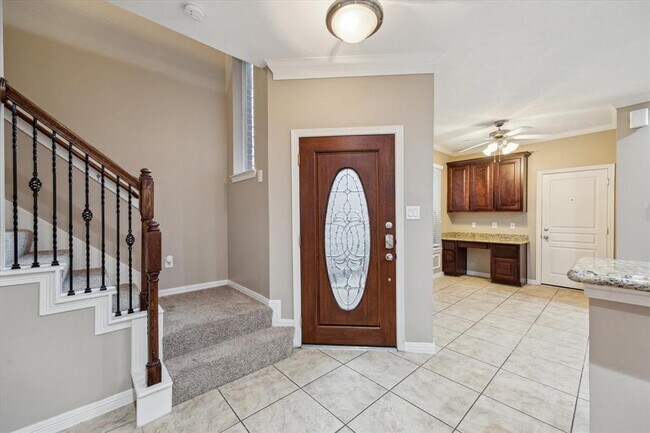 Building Photo - 1339 Ella Pl