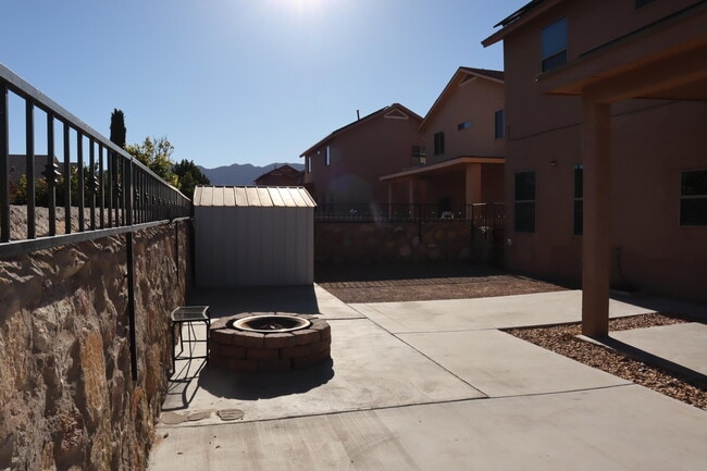 Building Photo - 5036 Copper Ranch Ave