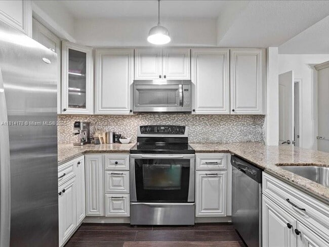 Building Photo - 1830 Radius Dr