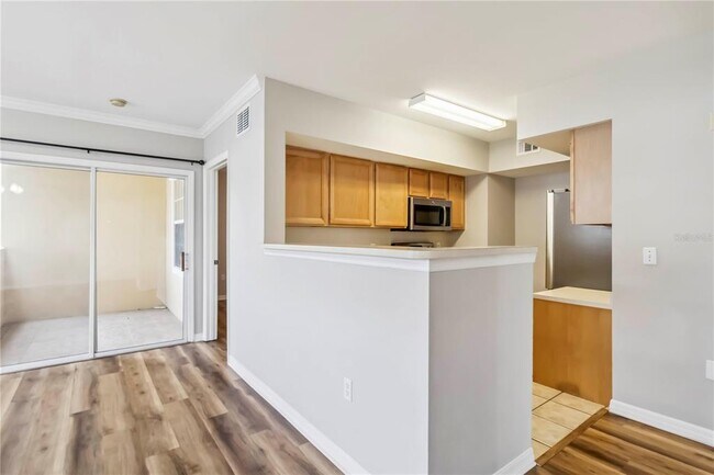 Building Photo - 1125 Villagio Cir