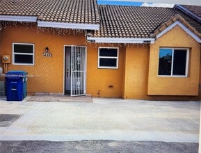 Building Photo - 11583 NW 4th Way