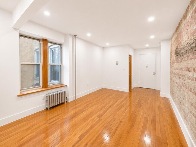 Floorplan - 175 Pinehurst Avenue