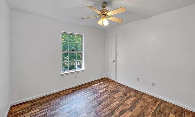 Building Photo - 2723 Baylor Ave