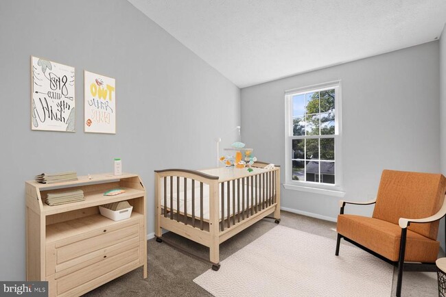 Building Photo - 806 Lilac Ct
