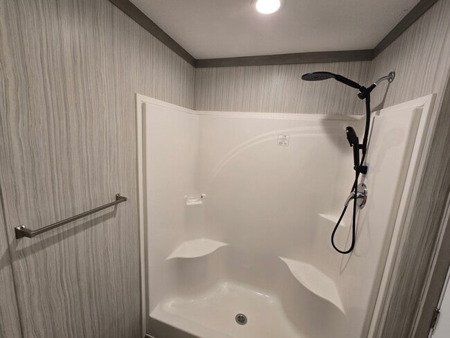 Building Photo - 3541 Wayside Terrace