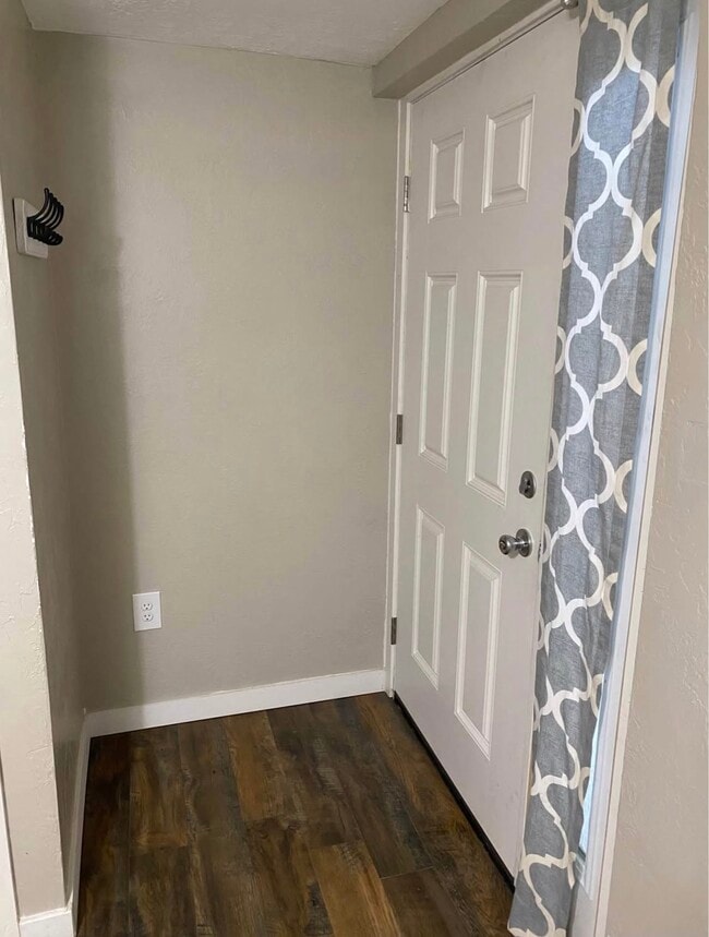 Building Photo - 4775 Home Run Aly