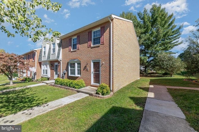 Primary Photo - 825 Chesney Ln