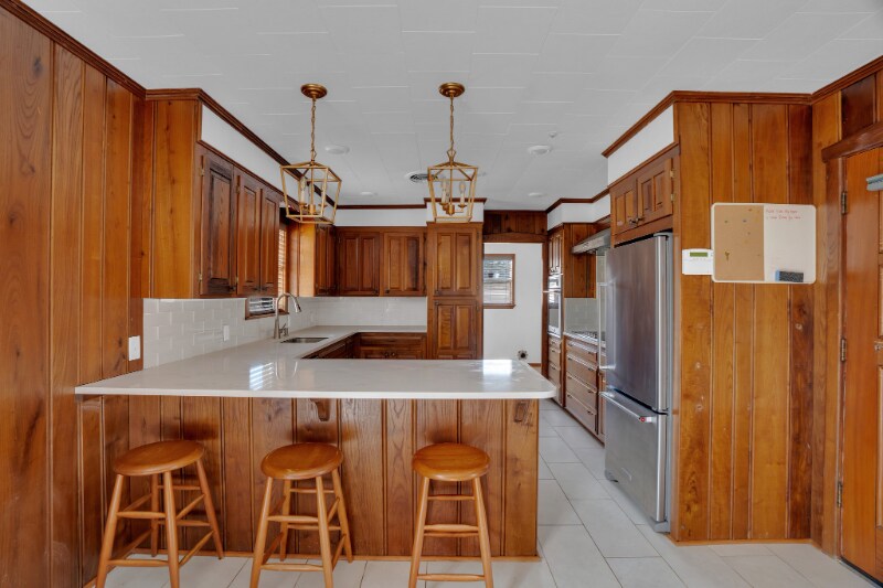 Building Photo - 1097 Van Norman Curv
