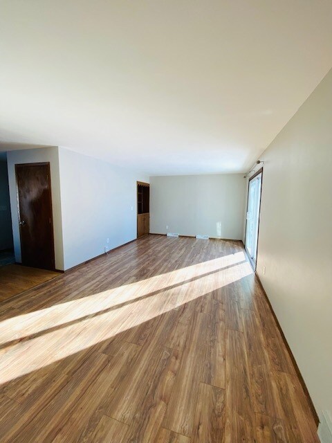 Building Photo - 1980 Tumblebrook Rd