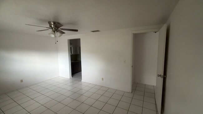 Building Photo - 6403 Eric Dr