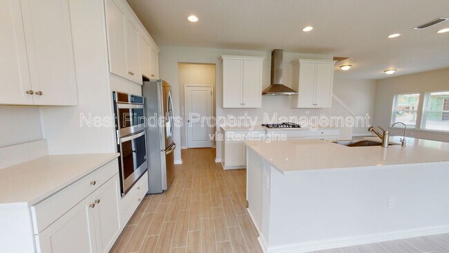 Building Photo - 45 Newton Ln