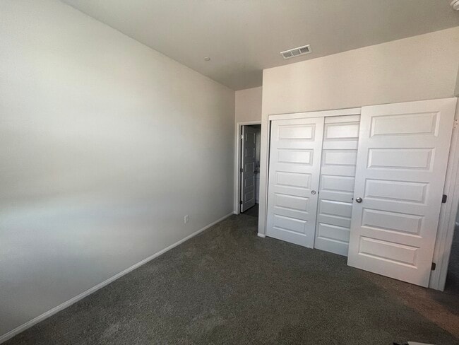 Building Photo - 28130 Melrose Dr