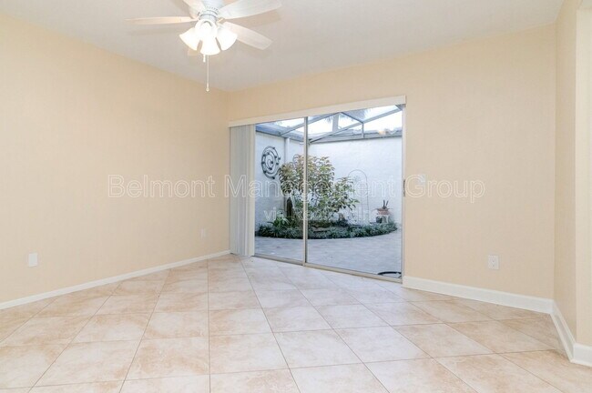 Building Photo - 602 Desoto Dr