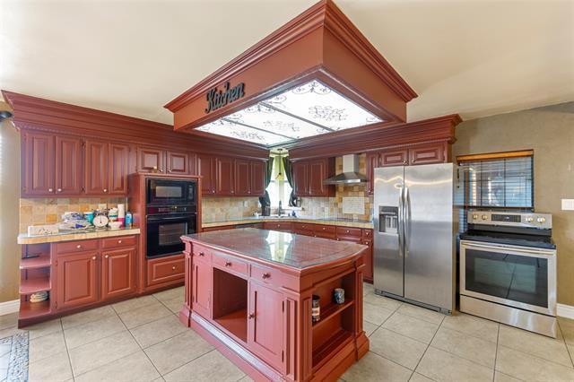 Building Photo - 5826 Pleasant Valley Rd