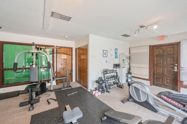 Building Photo - Enjoy resort-style amenities with this rental!