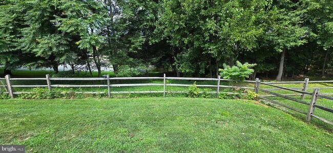 Building Photo - 1 Brattle Ct