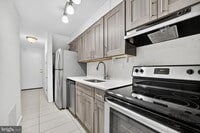 Building Photo - 511 P St NW