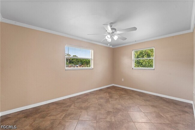 Building Photo - 1290 Barrett Rd