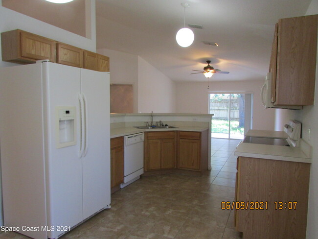 Building Photo - 3472 Chica Cir