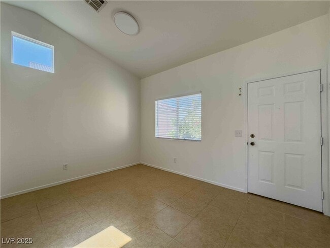 Building Photo - 2733 Fern Forest Ct