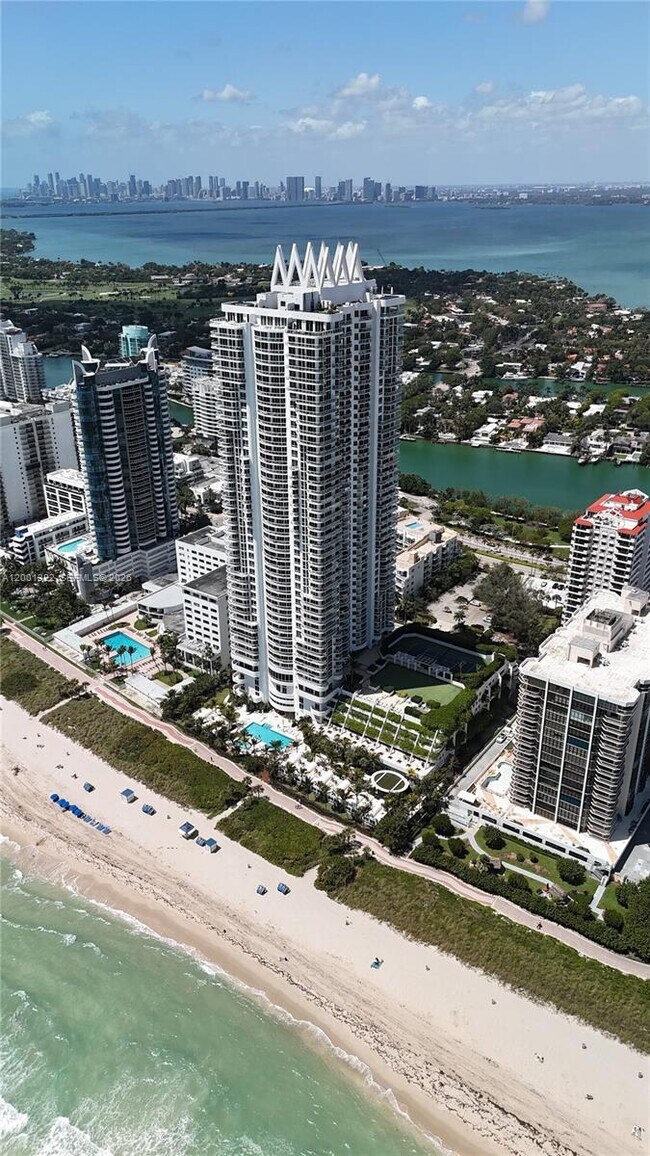 Building Photo - 6365 Collins Ave