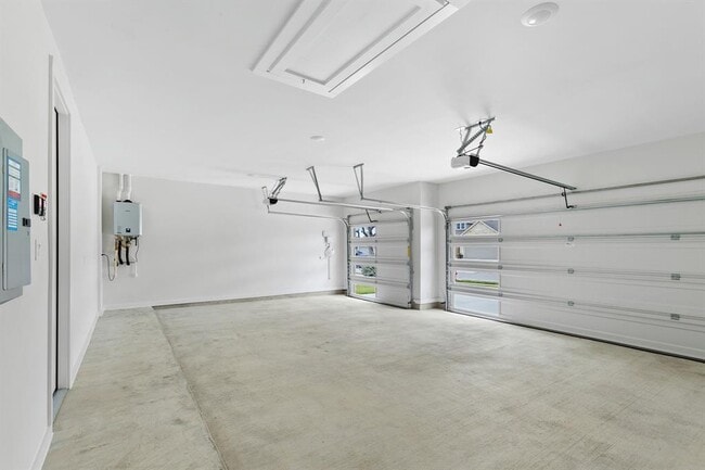 Building Photo - 150 Samuel Blair Pass