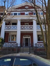 Building Photo - 4751 S Forrestville Ave