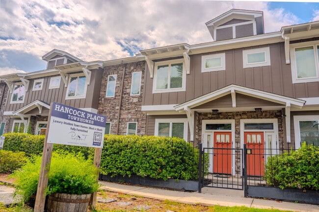 Building Photo - FULLY FURNISHED! 3 bed/3 bath luxury townhouse walking distance to FSU campus. Available Fall 2026!