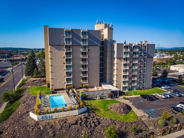 Building Photo - Altura