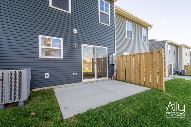 Building Photo - 44 Sophie Kathryn Dr