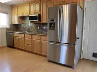 Building Photo - 251 Callan St