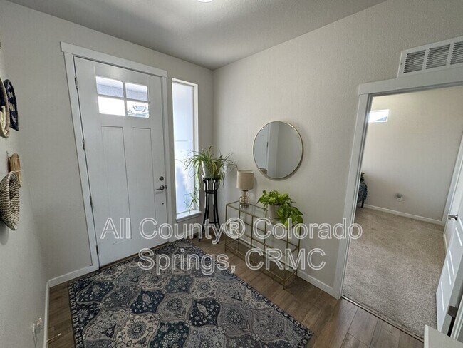 Building Photo - 5755 Marlee Dr