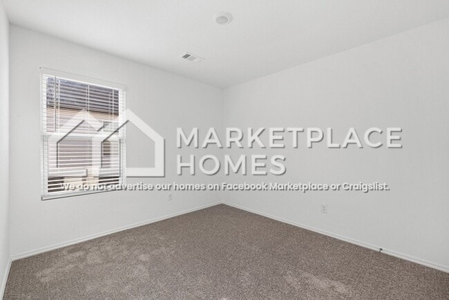 Building Photo - 22 Cedarwood Dr