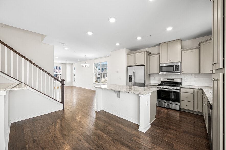 Building Photo - 1857 Boulder Dr