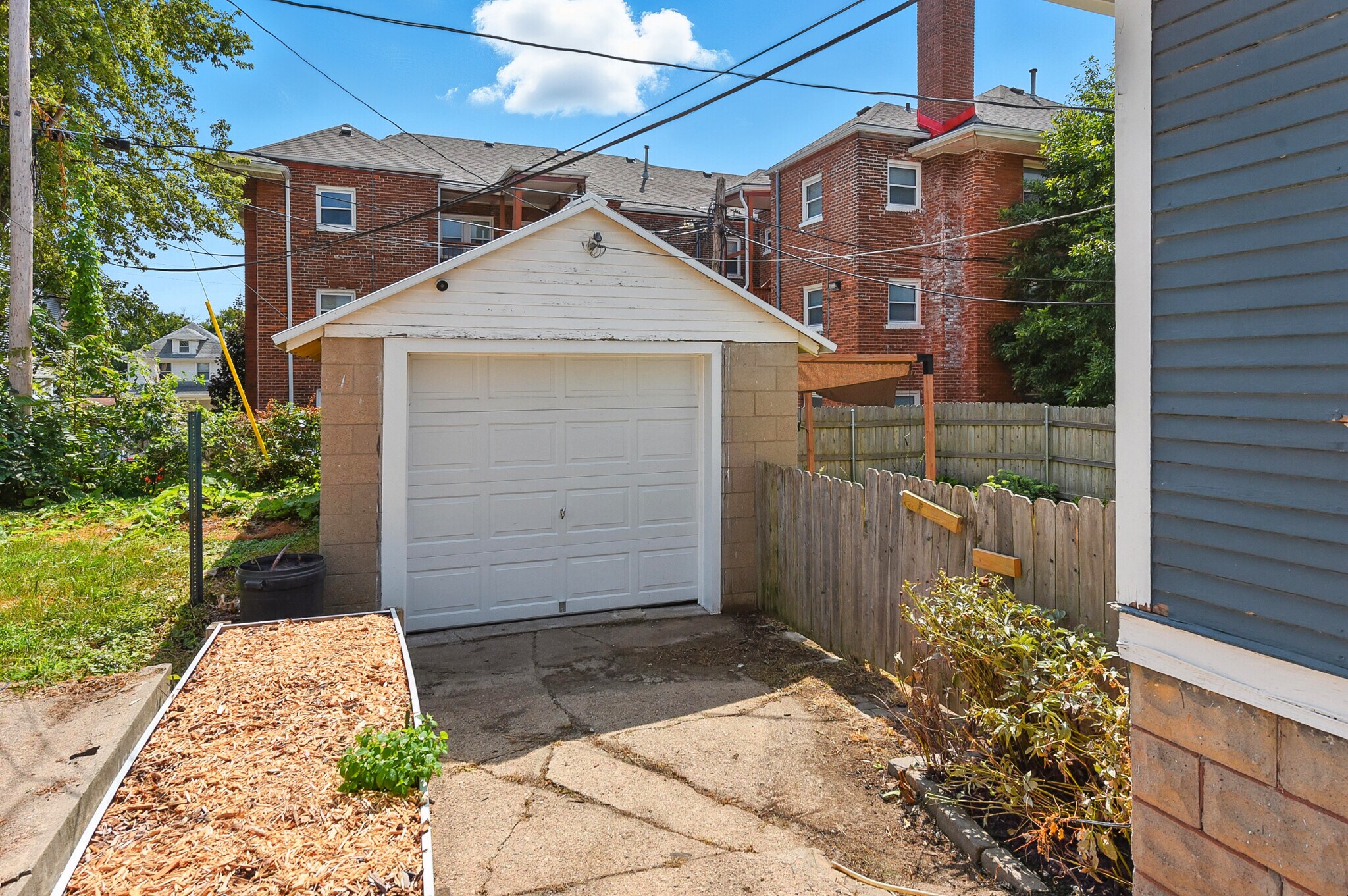 Building Photo - 2965 Harris Street