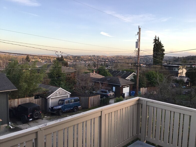 Back deck looking SE - 4008 37th Ave SW