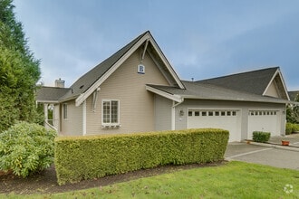 Building Photo - Beautiful open layout 2-level townhome!