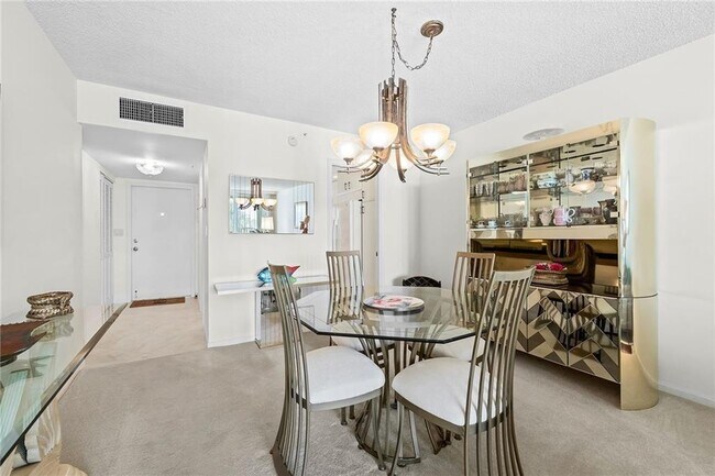 Building Photo - 3300 S Ocean Blvd