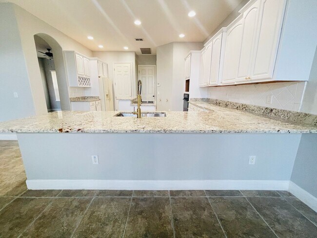 Building Photo - BAY ISLE-POOL HOME-14332 Hampshire Bay Cr. Winter Garden, FL 34787